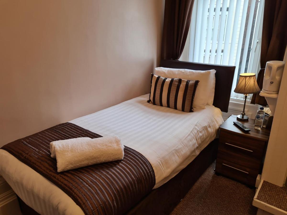 The Penkelie Hotell Southport Exteriör bild